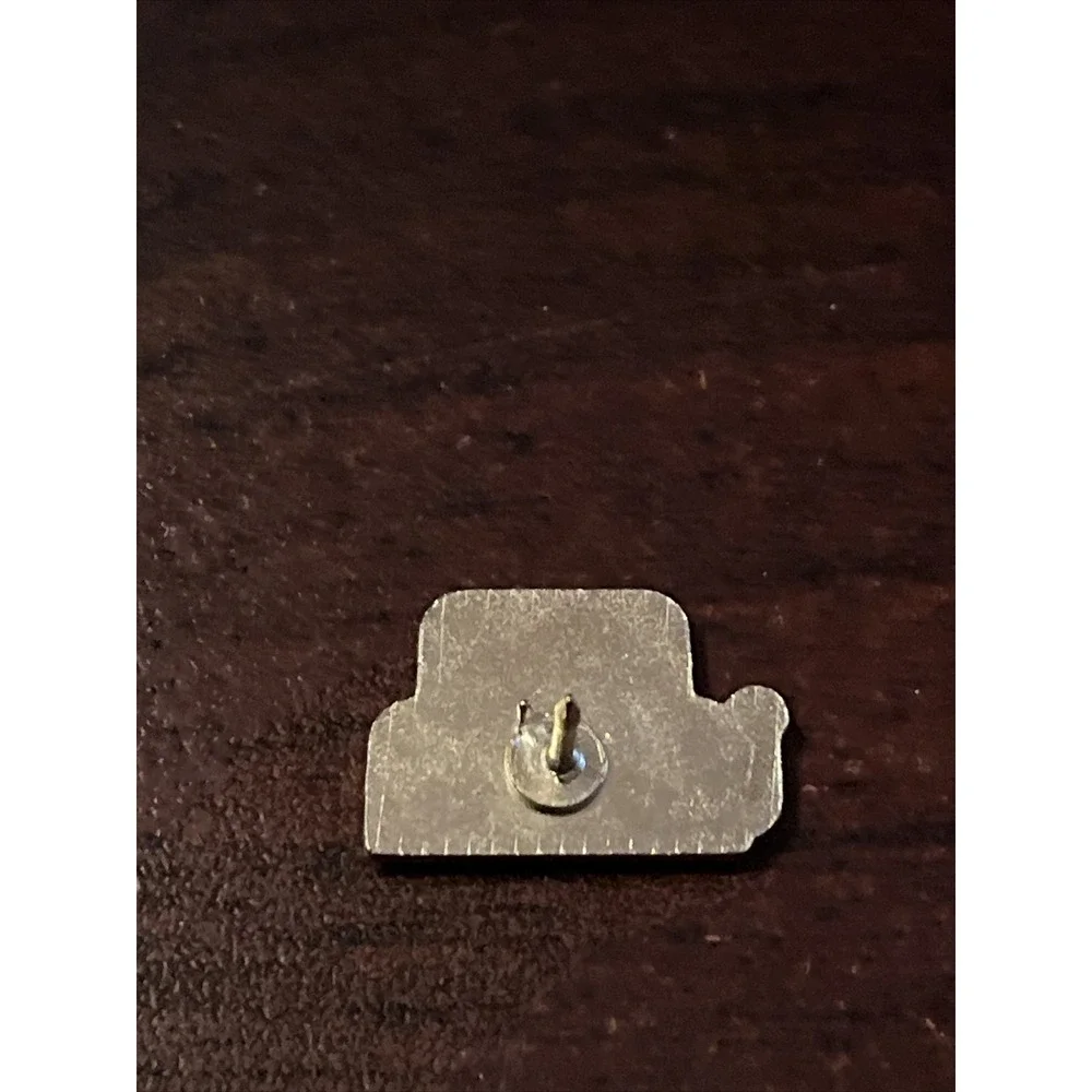 Vintage McDonald's QSCV Cash‎ Register  Employee Lapel Hat Pin